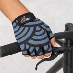 Guante corto ciclismo color gris con ondas negras