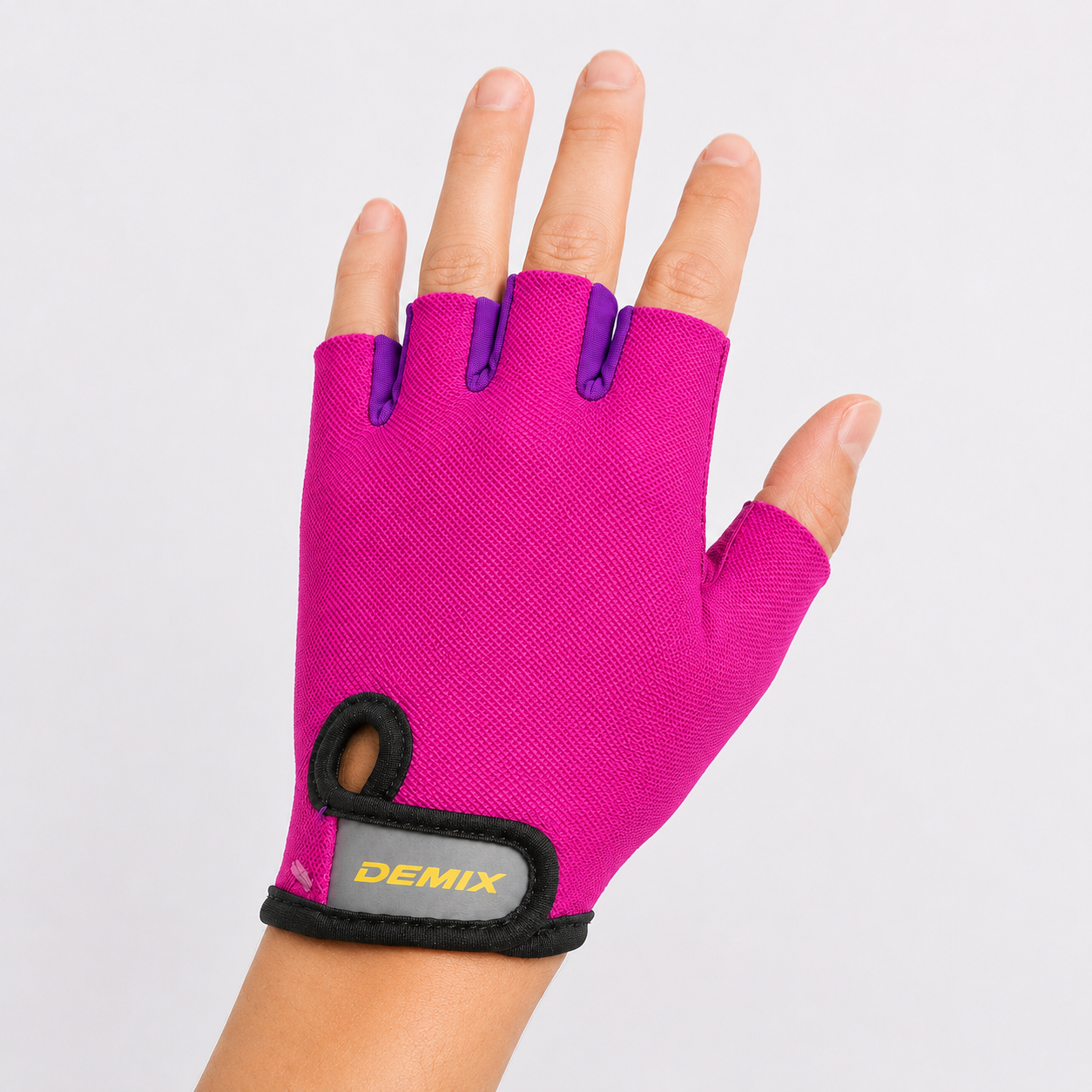Guante corto ciclismo color fucsia oscuro y violeta texturado